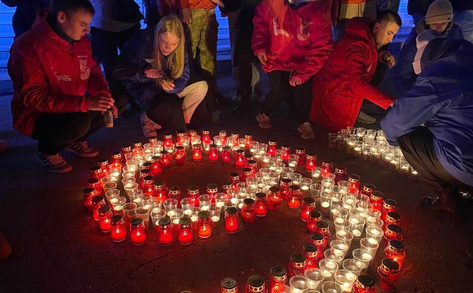 В Чебоксарах зажгли "Свечу Победы"