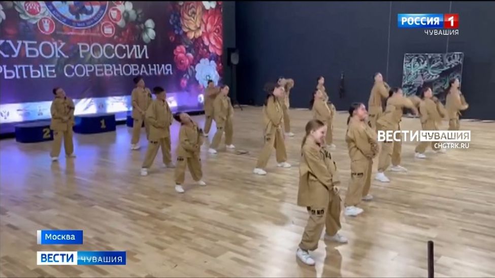 Команды из Чувашии по чир спорту завоевали 3 медали на чемпионате и первенстве России