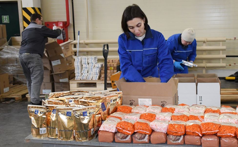 Чувашское предприятие направило в новые регионы 180 тонн гуманитарного груза