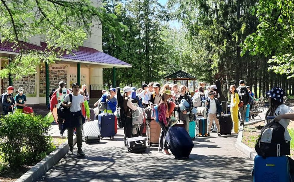 В санаторий «Лесная сказка» заехало более 500 детей