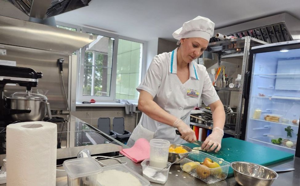 В Чувашии определили лучшего повара школьной столовой 