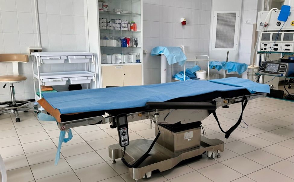 В Республиканский онкодиспансер поступили новые операционные столы