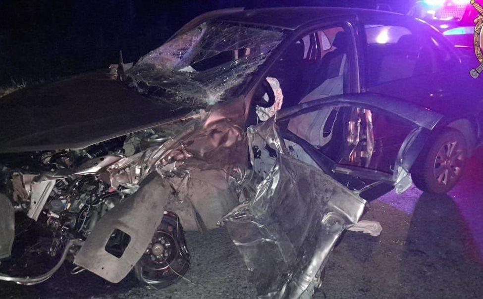  В Цивильском округе пьяный водитель "Гранты" выехал на встречную полосу и влетел в фуру 