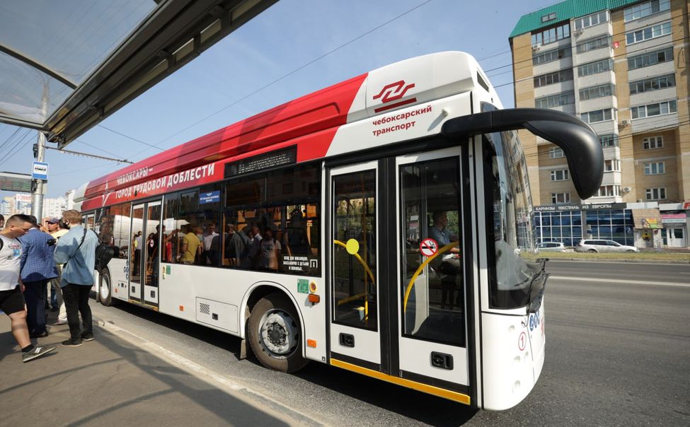 В Чувашии увеличена компенсация за проездной билет для школьников и студентов из малоимущих семей