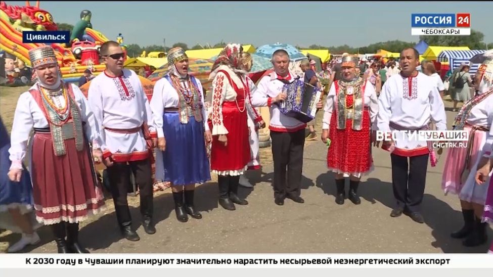 В Цивильске открылась знаменитая Тихвинская ярмарка