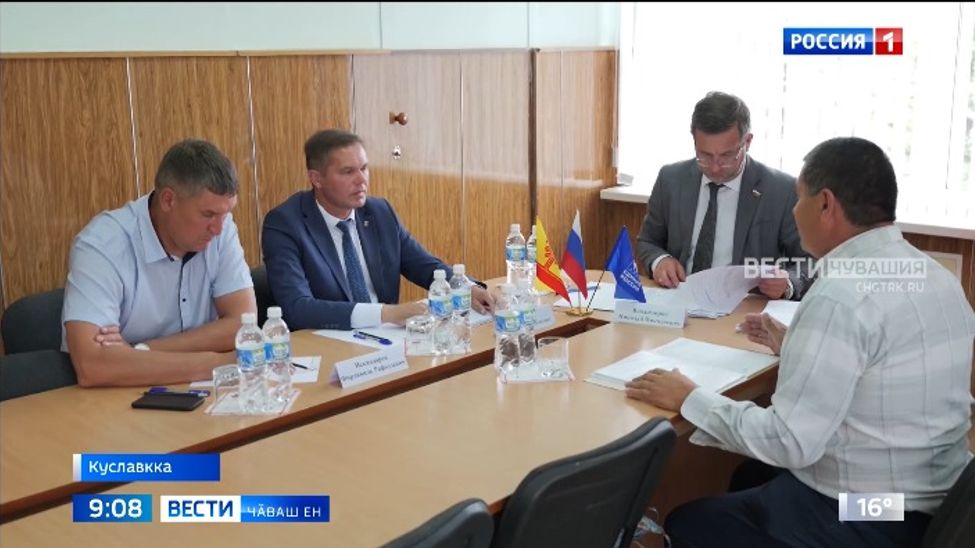 Раҫҫей сенаторӗ Куславкка тӑрӑхӗн аталанӑвӗпе паллашрӗ