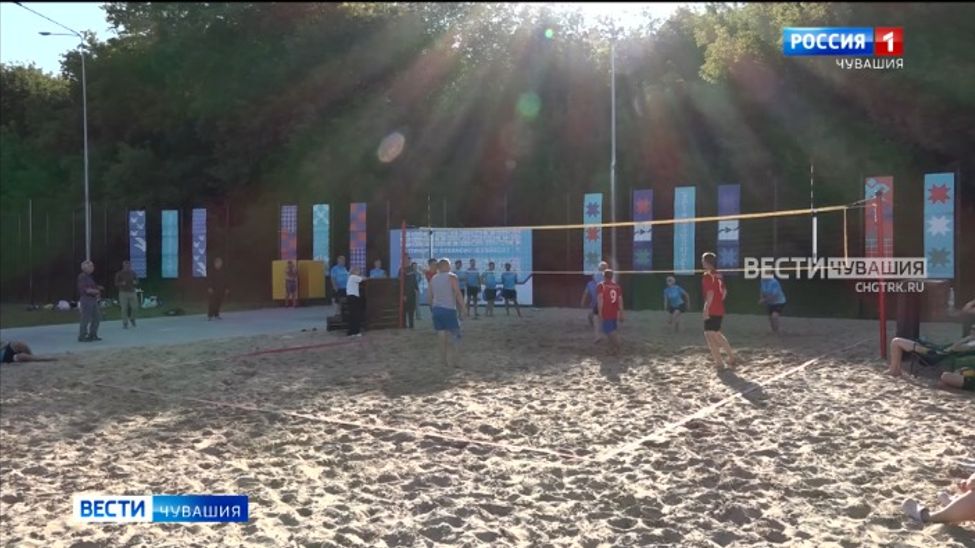 В Чебоксарах прошел межрегиональный турнир по пляжному волейболу