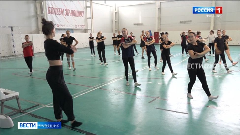 Аэробные гимнасты Чувашии готовятся к новому соревновательному сезону