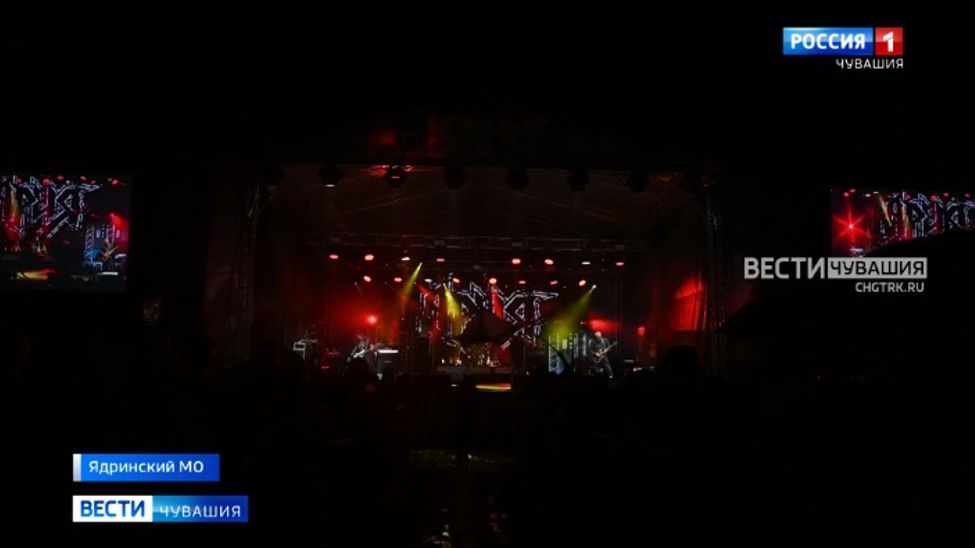 Проливные дожди не помешали открытию Кубка Чувашии по конным бегам