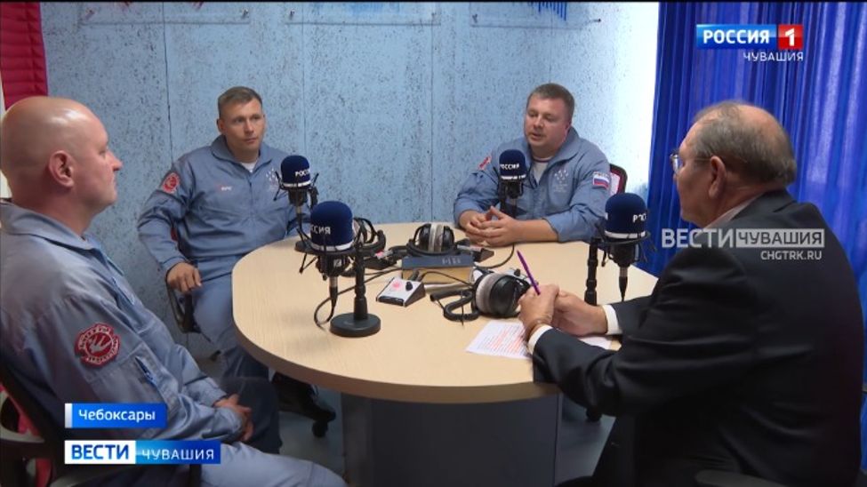 Пилотажная группа "Стрижи" побывала в ГТРК "Чувашия"