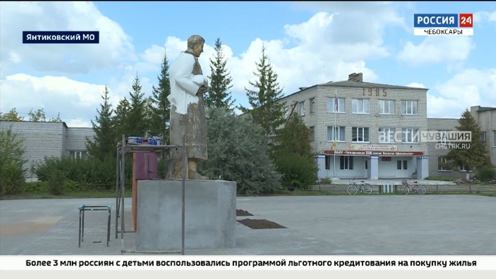 В деревне Тюмерево реконструируют главную площадь и ДК