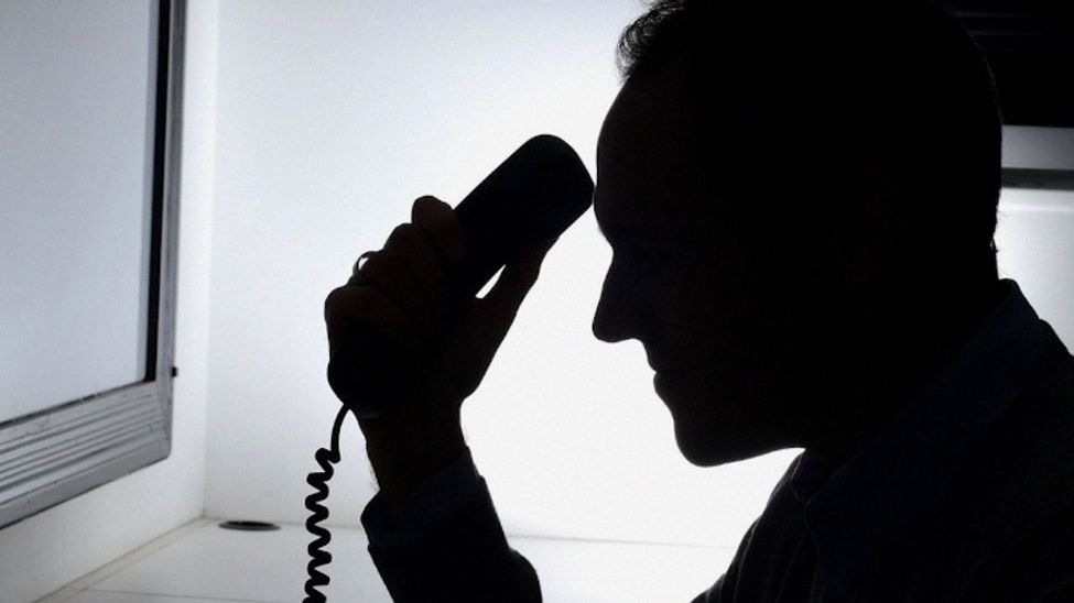 В Чувашии пенсионер по указке мошенницы продал машину 