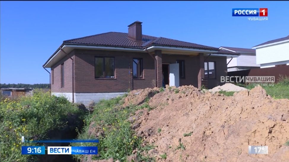 Шупашкарти нумай ачаллӑ Крыловсем патшалӑх пулӑшнипе ура ҫинче ҫирӗп тӑраҫҫӗ