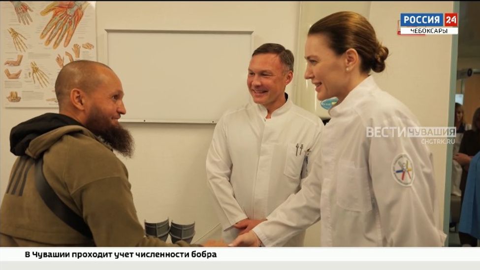 Алена Аршинова в Чебоксарах навестила участников СВО