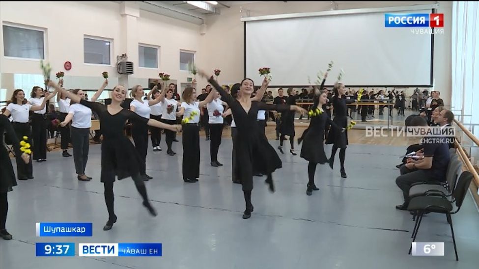 Чӑваш патшалӑх юрӑпа ташӑ ансамблӗ 101-мӗш пултарулӑх сезонне уҫма хатӗрленет