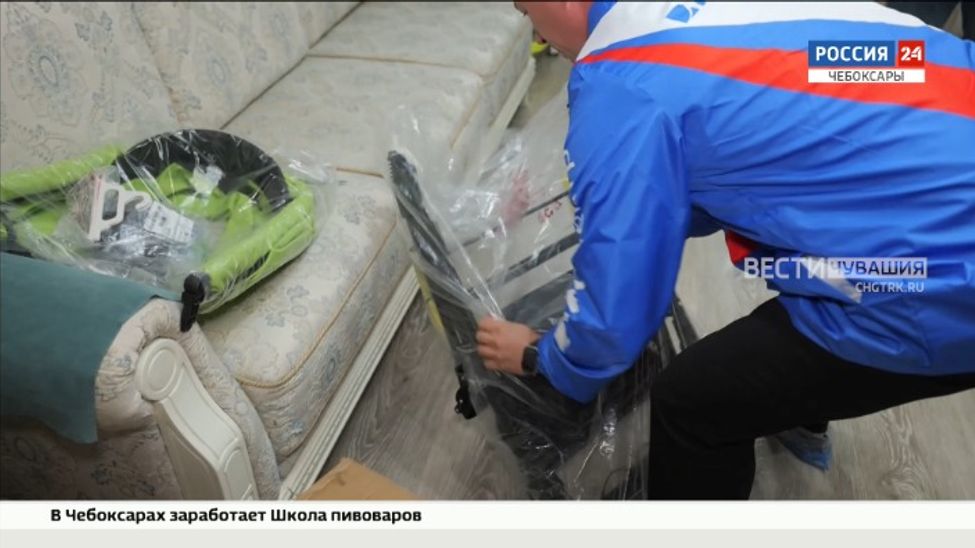 4-летняя Василиса из Чебоксар получила специальную коляску для прогулок