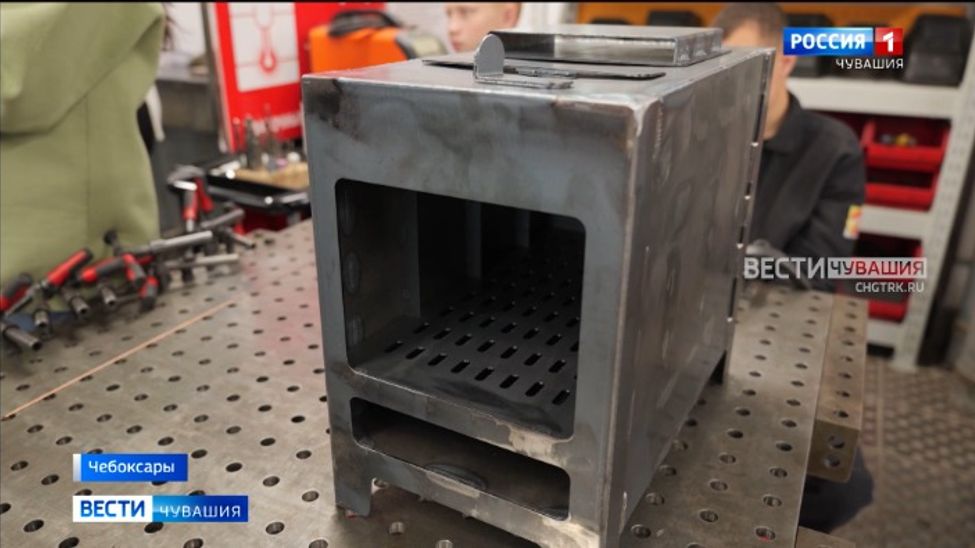 Более двух тысяч волонтеров из техникумов и колледжей Чувашии поддерживают участников СВО