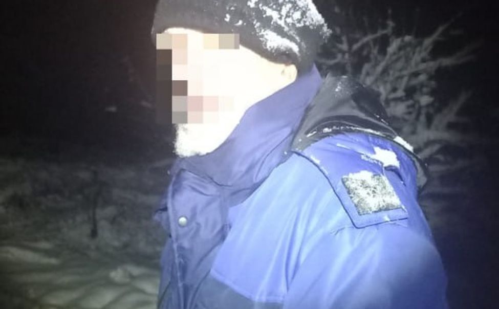 В Чувашии полицейские спасли мужчину, который чуть не замерз насмерть