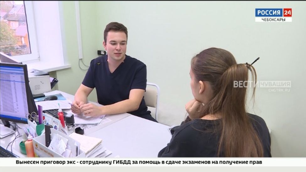 В этом году в Чувашии 62 врача выбрали работу на селе