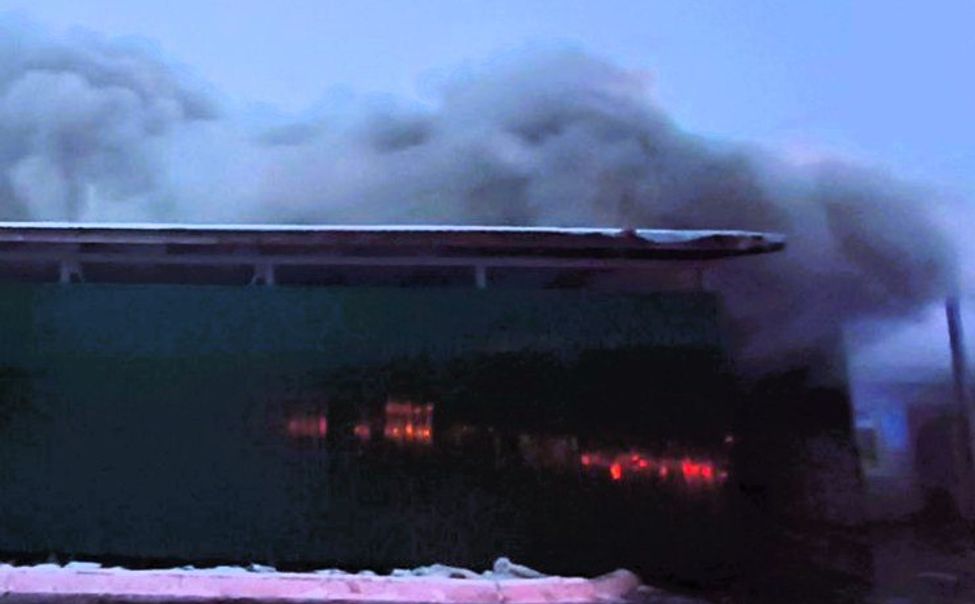 В селе Комсомольское загорелся цех по переработке мяса