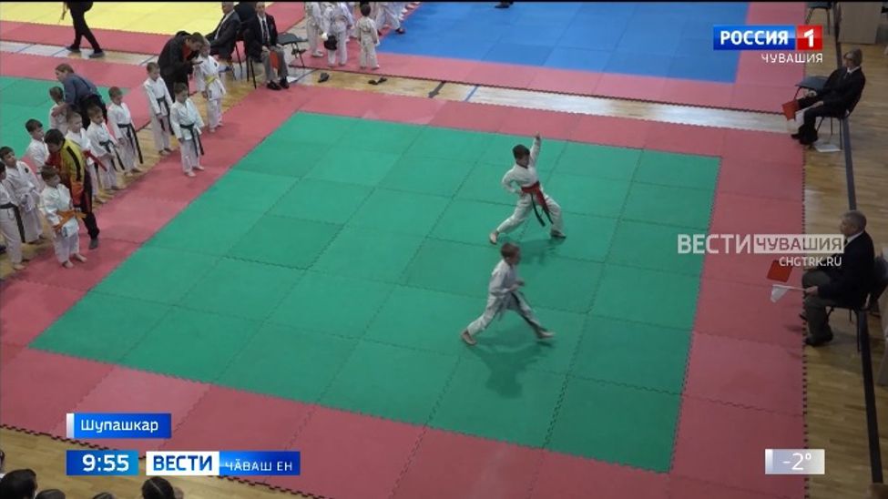 Шупашкарта Пӗтӗм ҫӗршыври каратэ федерацийӗн парнисене ҫӗнсе илессишӗн ӑмӑрту иртрӗ