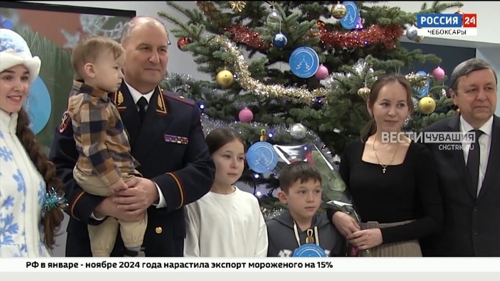 Виктор Шметков исполнил желания ребят из Канаша