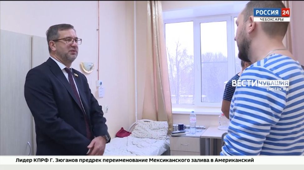 Николай Владимиров навестил ветеранов СВО, проходящих лечение в Республиканском клиническом госпитале