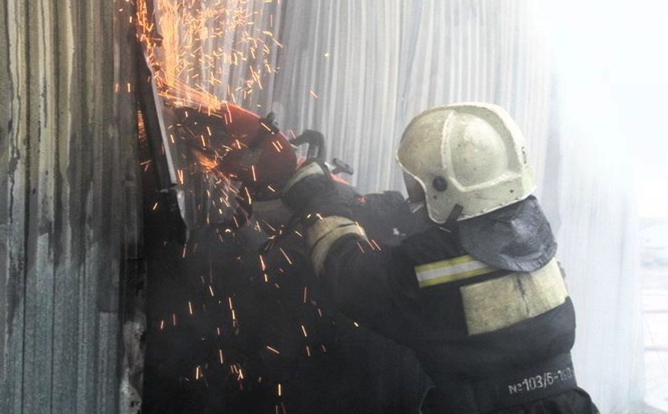 В Чебоксарах произошел пожар в здании бывшей больницы