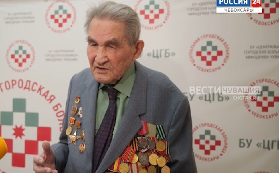 В Чувашии ветеранам Великой Отечественной войны начали вручать памятные медали 