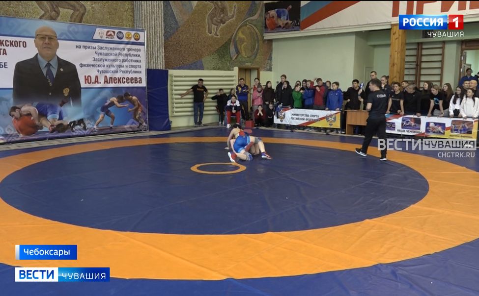 Борцы вольного стиля Чувашии завоевали 37 медалей на юношеском и юниорском первенствах ПФО