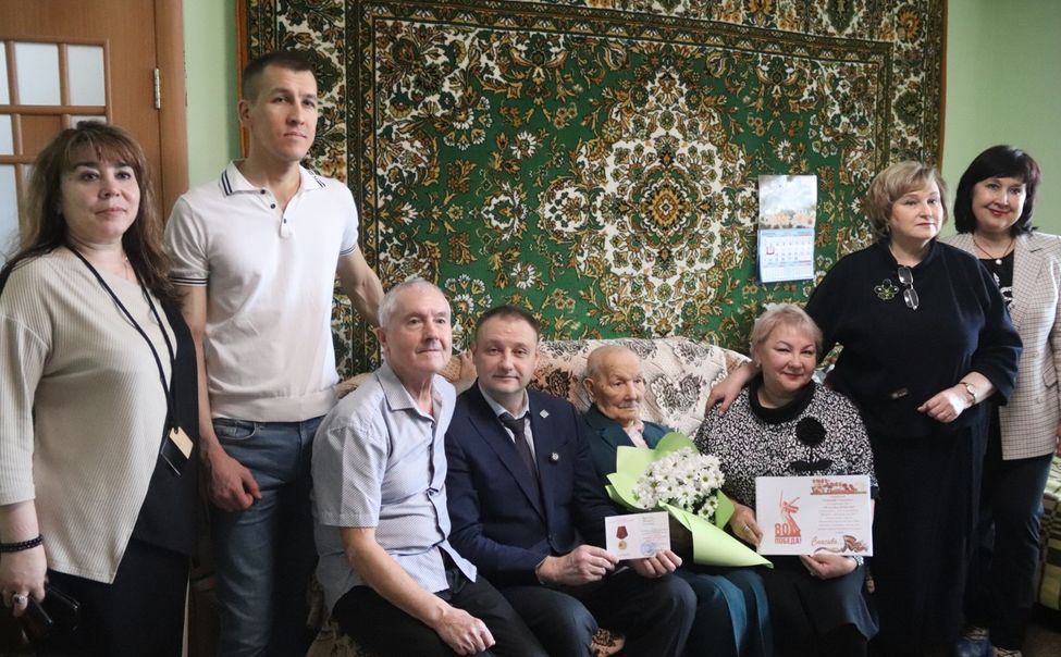 В Новочебоксарске вручили Юбилейные медали ветеранам Великой Отечественной войны