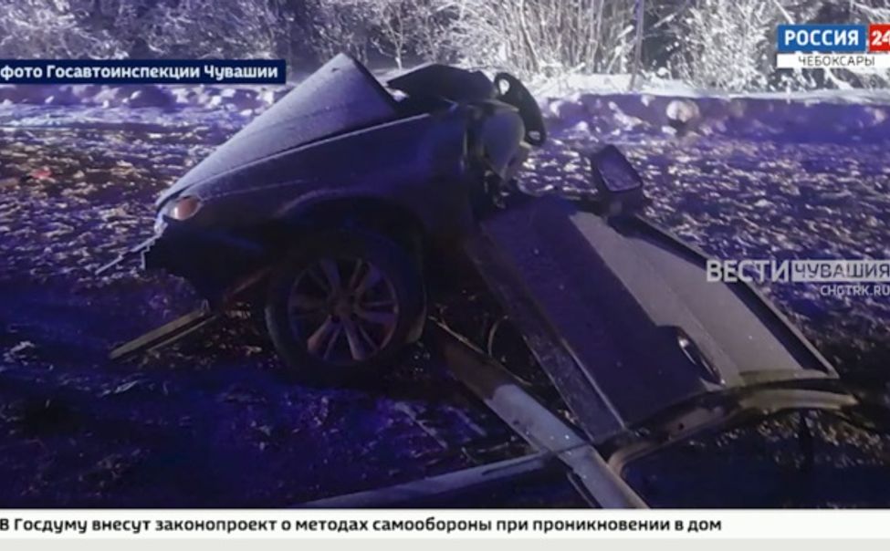 В Чувашии устанавливаются обстоятельства ДТП, в котором погибли 2 человека