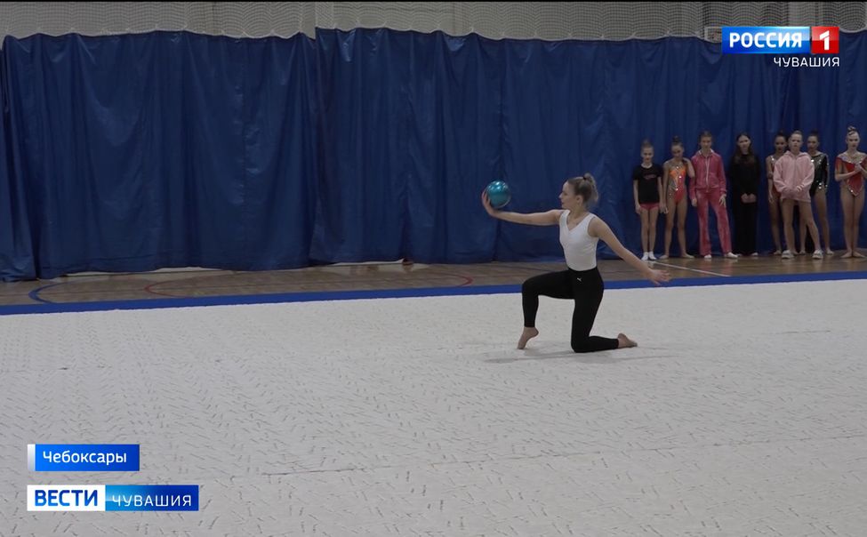 В Чебоксарах гимнастки провели отборочные соревнования ко второму этапу Спартакиады молодежи