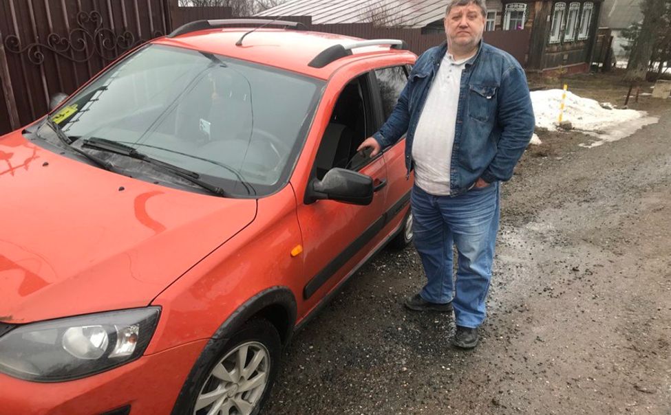 Бизнес-инкубатор помог инвалиду по слуху из Чебоксар стать водителем такси