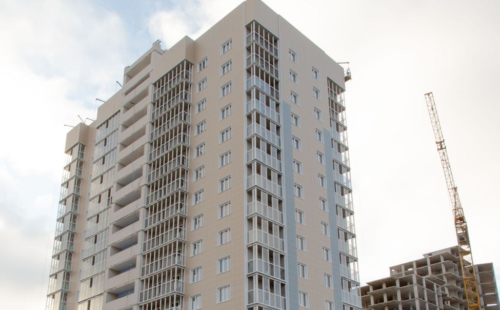 За два месяца лидерами по строительству жилья стали Чебоксарский округ, Чебоксары и Канаш