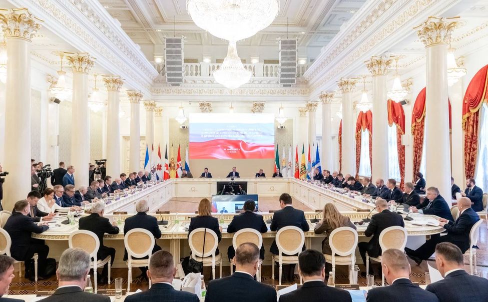 И.о. Председателя Правительства Чувашии Сергей Артамонов по поручению Главы Республики Олега Николаева принял участие в заседании Совета при полномочном представителе Президента России в ПФО