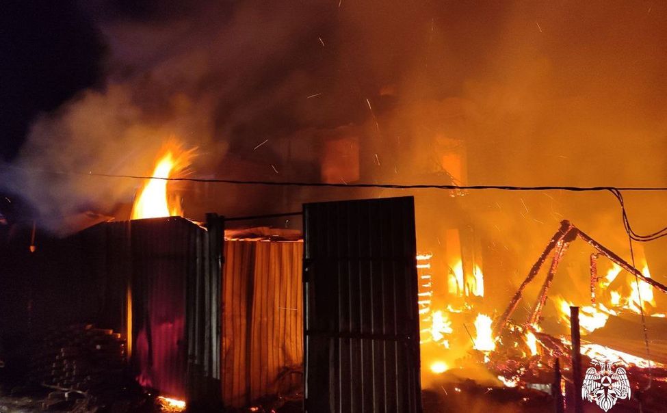 В Чебоксарах ночью горели два частных дома