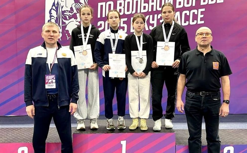 Спортсменки Чувашии выиграли 4 медали первенства России по вольной борьбе