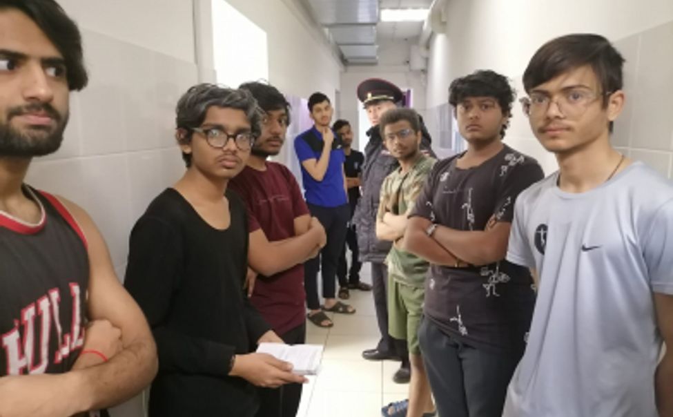 В 8-ми чебоксарских хостелах полицейские проверили иностранцев 