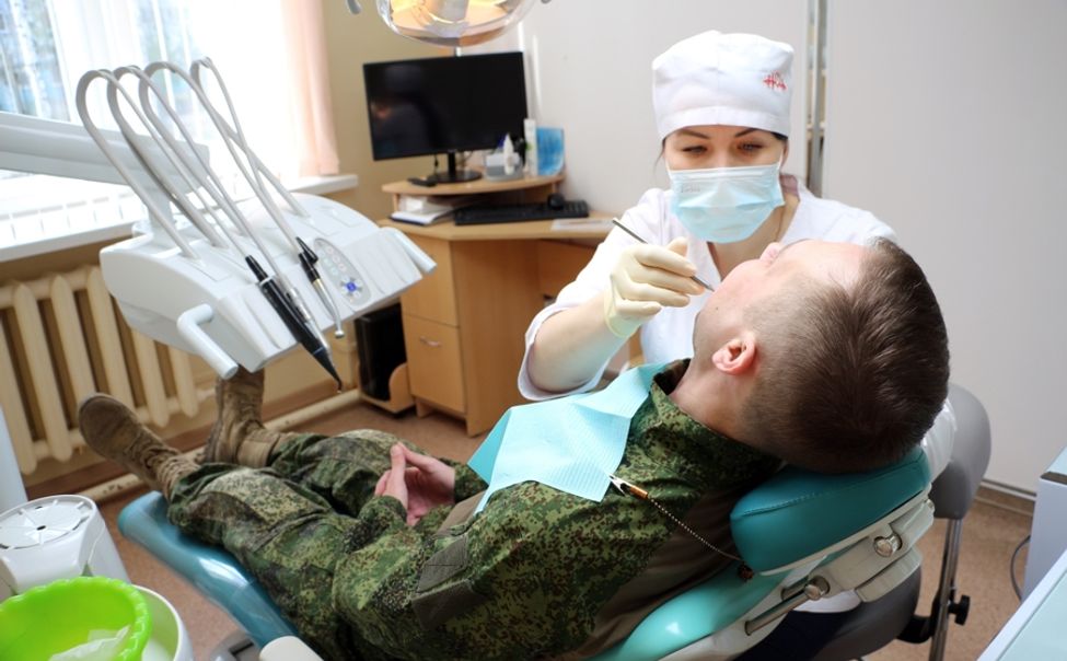 Стоматологи Чувашии провели День открытых дверей для участников СВО