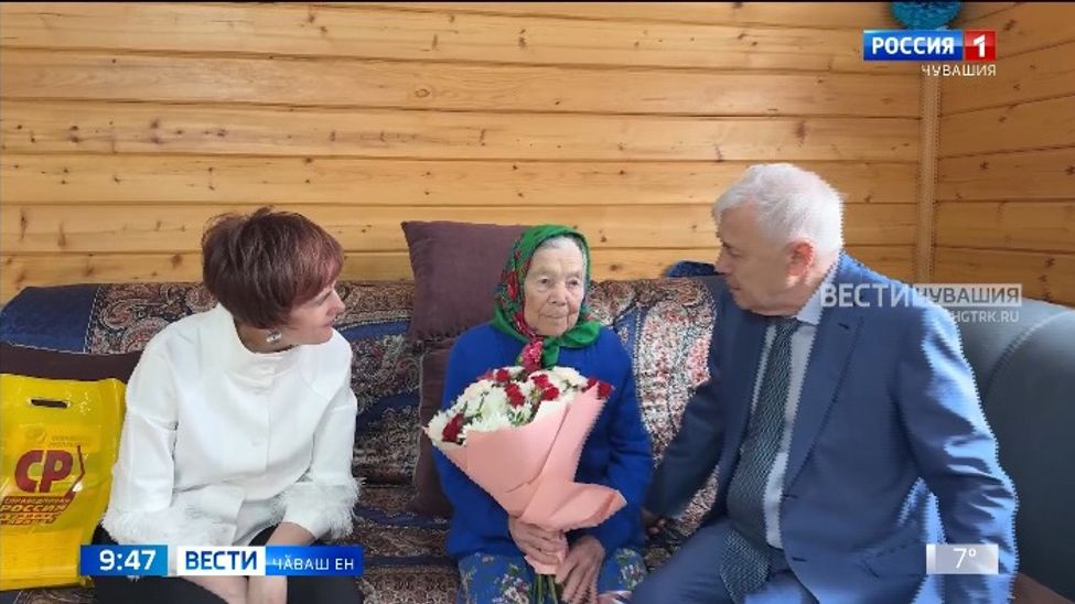 Патшалӑх Думин депутачӗ ветерансене юбилей медалӗпе чысларӗ