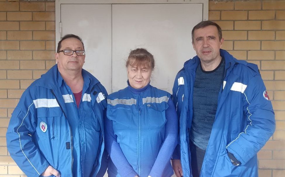 Бригада "скорой" спасла водителя с сердечным приступом в Чувашии