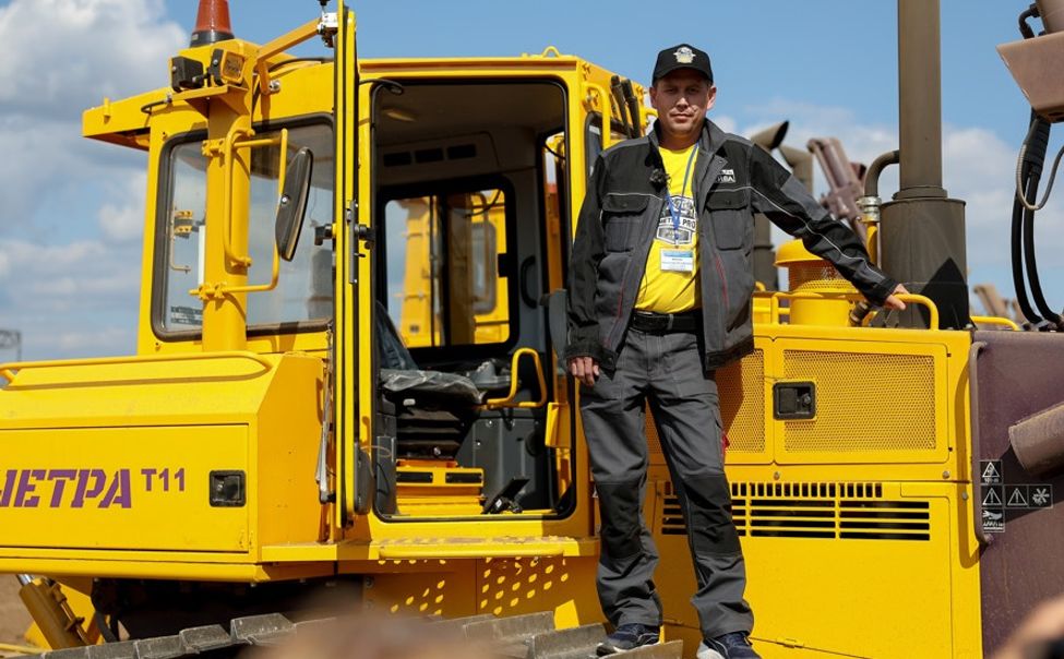 В Чувашии определят лучших машинистов бульдозера и экскаватора