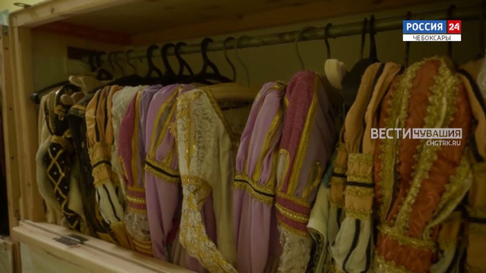 В театре "Волга Опера" рассказали, как готовят костюмы к гастролям