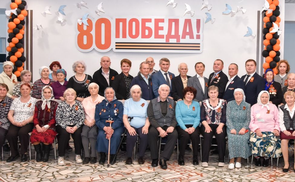 Олег Николаев встретился с тружениками тыла и «детьми войны»