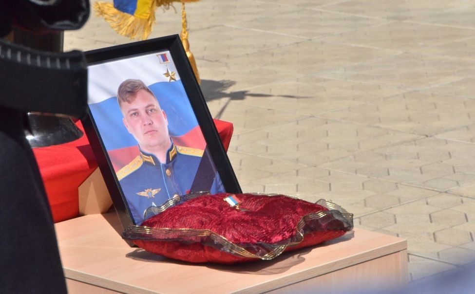 Чувашия простилась с Героем России Ильей Егоровым