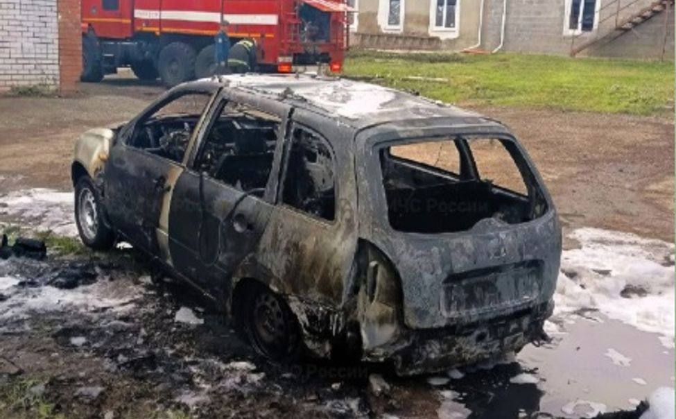В Чувашии искры от сварки сожгли авто
