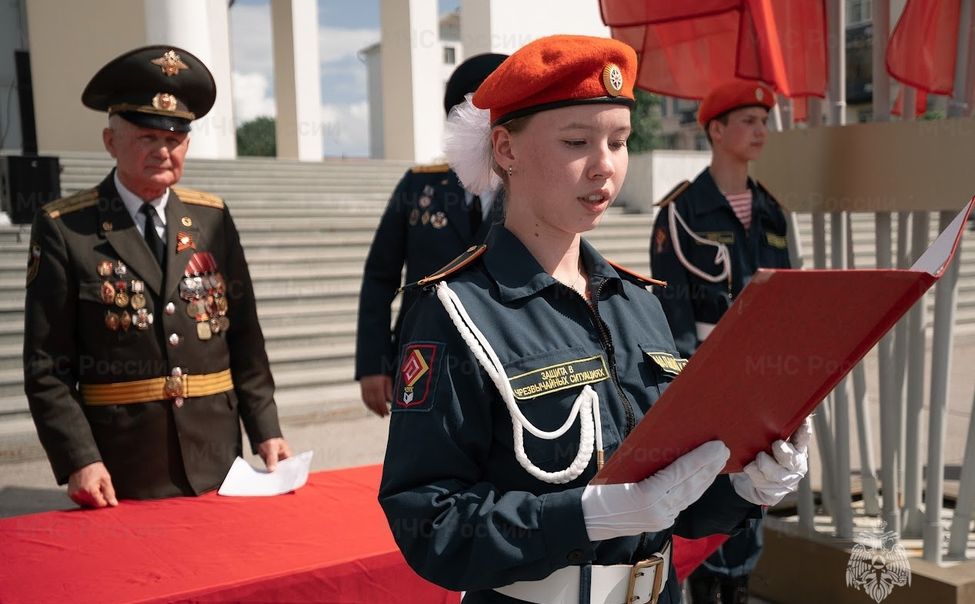 В Чебоксарах юные пожарные приняли присягу