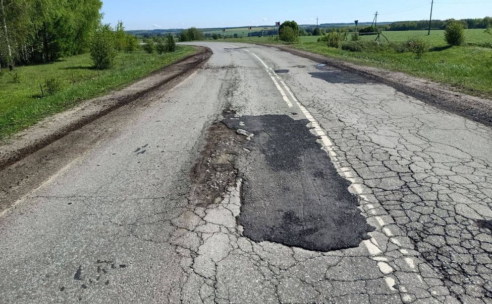 Прокуратура потребовала заново провести ямочный ремонт в Аликовском округе