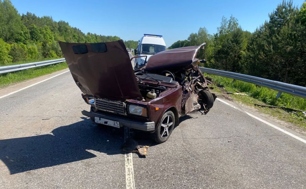 В Шумерлинском округе столкнулись три автомобиля. Трое человек получили травмы